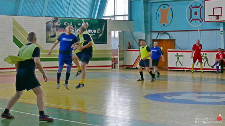 Команда ветеранов футбола Котовска победила в турнире по мини-футболу «Молоды душой».