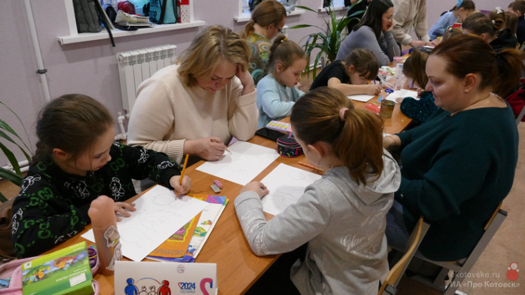 Котовск посетили художники-пленэристы из Москвы и Санкт-Петербурга.