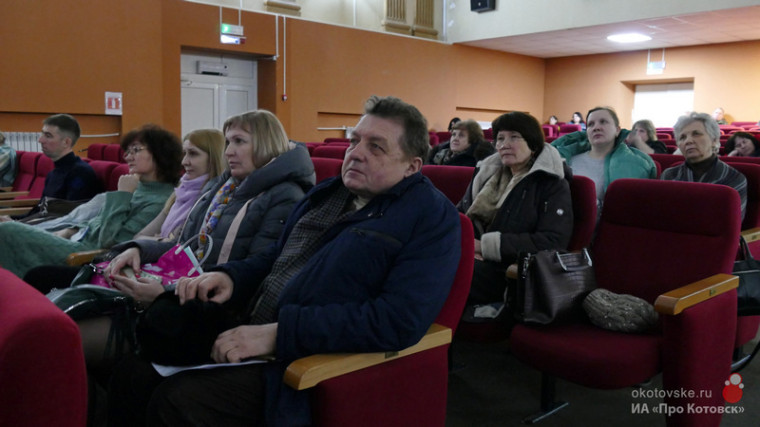 Жители Котовска приступили к обсуждению Послания Президента Владимира Путина Федеральному Собранию.