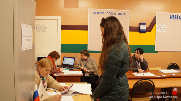 Строители логистического центра «Вайлдберриз» - резидента Котовской ТОР, приняли участие в выборах президента России.