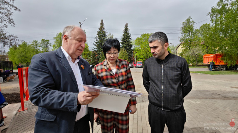 Представители комиссии по ЖКХ, строительству и дорогам Общественной Палаты России посетили Котовск.