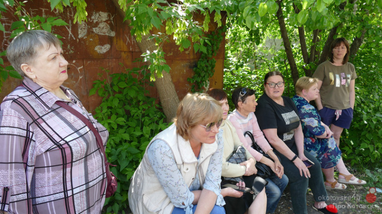 Продолжаются встречи главы Котовска Алексея Плахотникова с жителями по поводу признания их жилья аварийным.