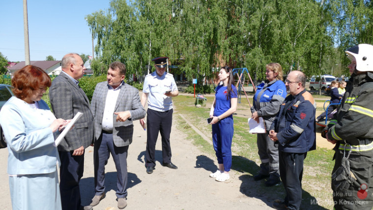 В образовательных учреждениях Котовска прошли единые учения по отработке действий при чрезвычайных и иных ситуациях.